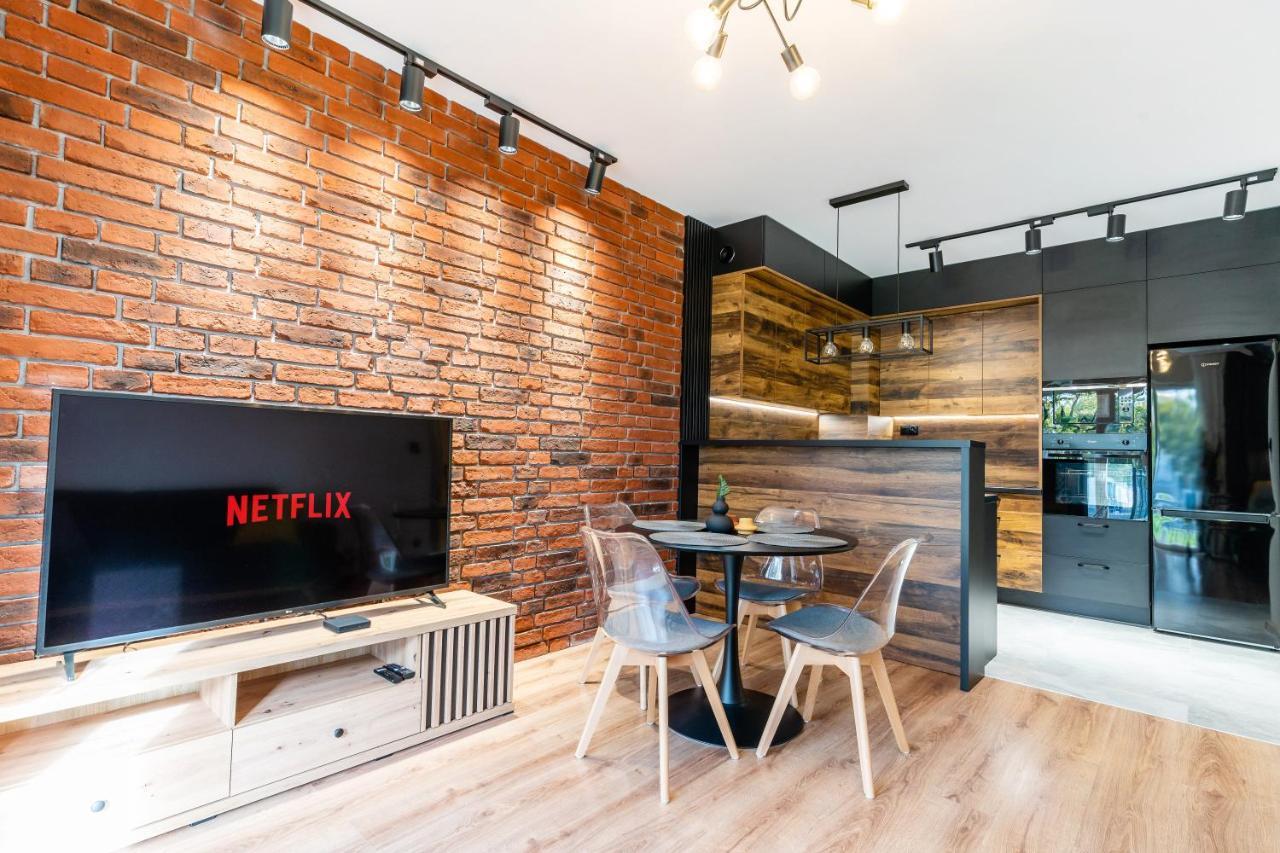Loft Apart - Loft Nad Rzeka, Centrum, Parking, Winda, Netflix Илава Экстерьер фото